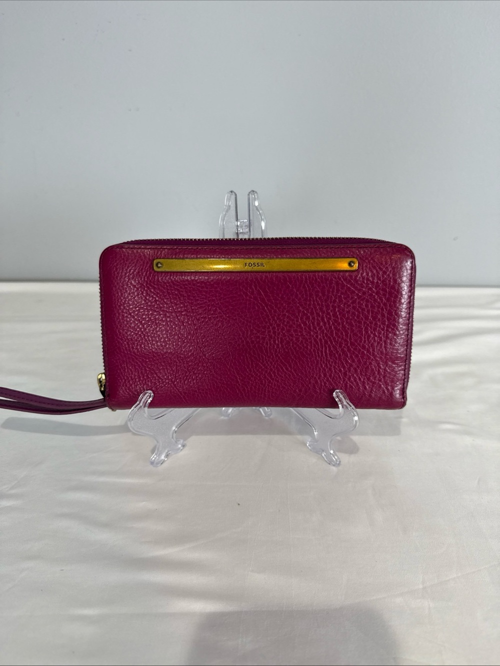Fossil Leather Suede Liza Zip-Around Wallet In Magenta Gold Tone Metal Accent